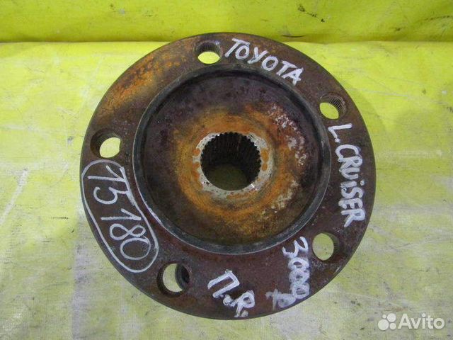 Ступица передняя Land Cruiser 200 07-18г 15180
