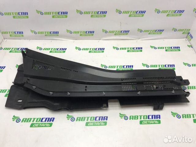 Жабо дворников правое Mazda 3Bp хетчбек 5D бензин