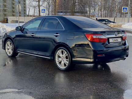 Toyota Camry 2.5 AT, 2011, 200 000 км