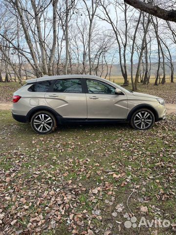 LADA Vesta Cross 1.8 AMT, 2018, 65 000 км