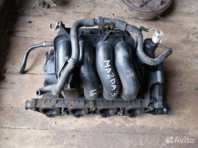 Впускной Коллектоор Мазда 3 бк 1.6 Z601