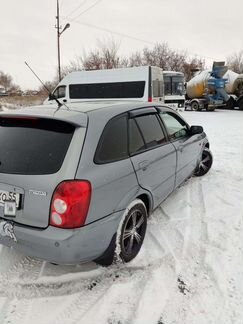 Mazda Familia 1.5 AT, 2002, 190 000 км