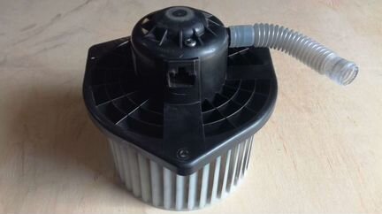 Моторчик отопителя Лансер 10