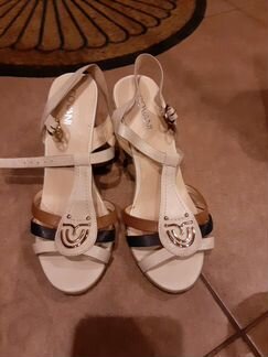 Босоножки 34