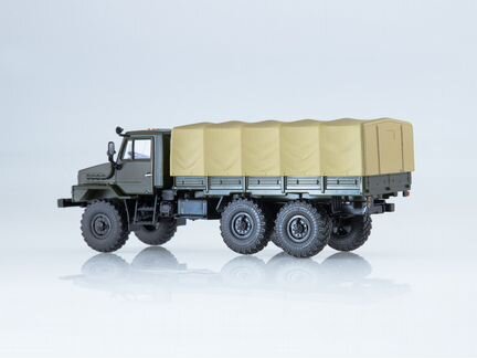 Урал-43223 бортовой с тентом