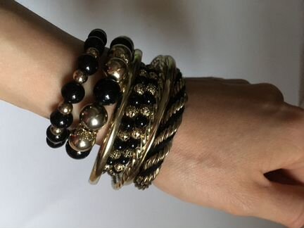 Браслеты жесткие и гибкие золото черный эмаль