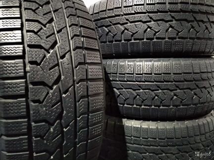 255/60/18 Kumho izen RV 113H