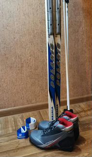Беговые лыжи полный комплект