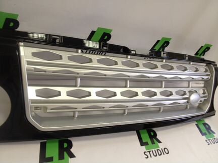 Решетка радиатора Discover 3 (в стиле D4) дефект