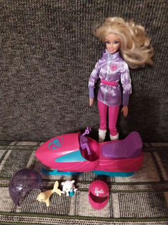 Кукла барби на снегоходе