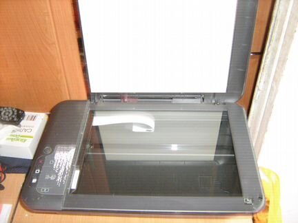 Hp Deskjet 2050 (на запчасти)