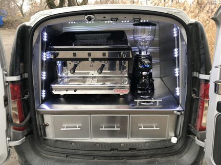 Производим мобильные кофейни 