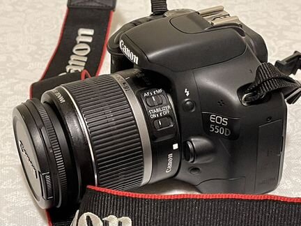 Зеркальный фотоаппарат Canon EOS 550D