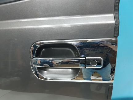 Дверь передняя левая Hyundai Grand Starex H1