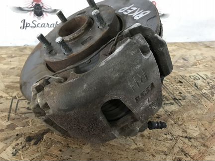 Суппорт передний правый Mazda 3 BK