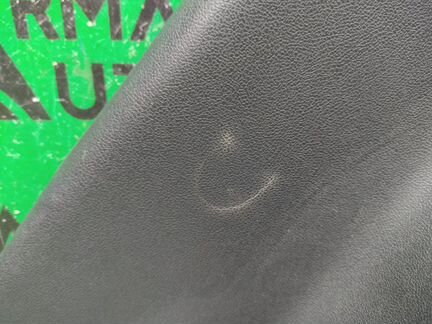 Обшивка багажника правая Renault Duster 2010