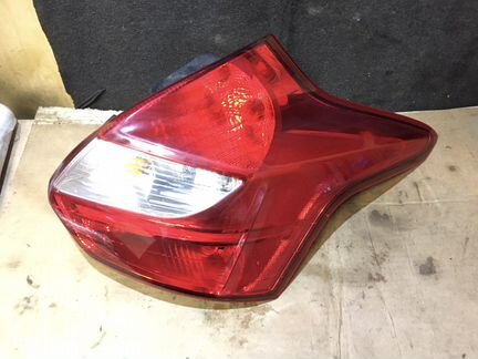 Фонарь правый Форд фокус 3 хетчбэк