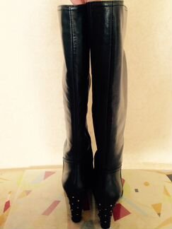 Продаю женские сапожки 36 размера