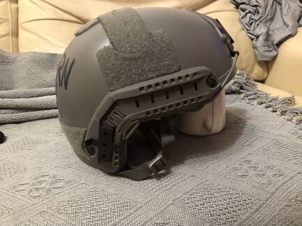Страйкбольный шлем Ops core от FMA
