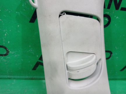 Обшивка стойки левая Volkswagen Jetta 6 2010