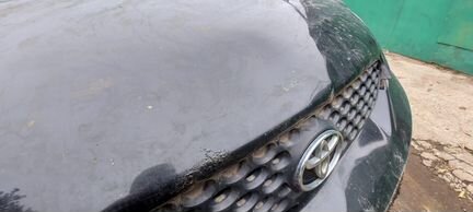 Капот Toyota Matrix 02-08