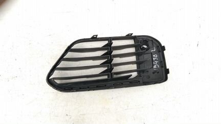 Решетка переднего бампера левая BMW X1 F48