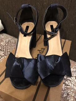 Босоножки Lost Ink