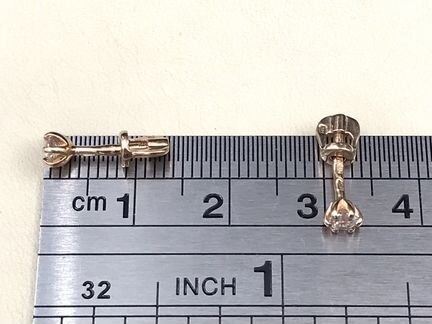 Золотые серьги с фианитами 585 пробы РФ