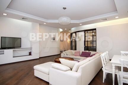 4-к квартира, 200 м², 2/6 эт.