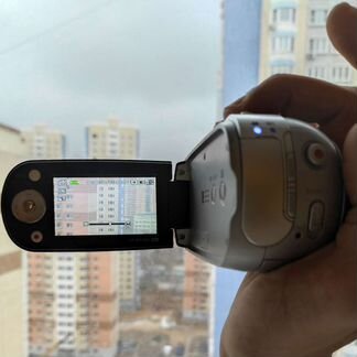 Видеокамера Samsung в отличном состоянии