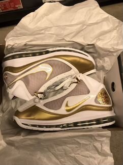 Кроссовки nike lebron