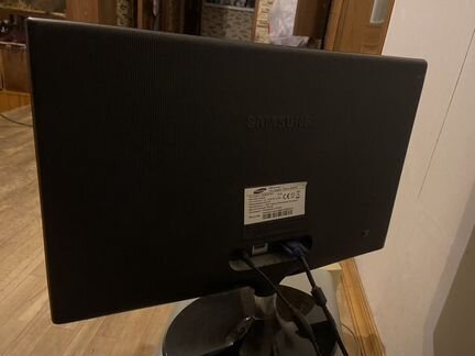 Монитор Samsung