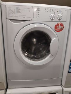 Стиральная машина бу Indesit 5кг. с гарантийный