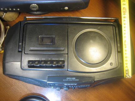 Sony CFD-V20 CD radio cassette-corder