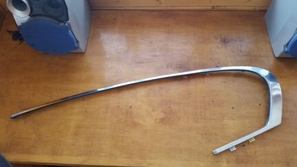 Молдинг двери Lexus GS300 2005- 2012г