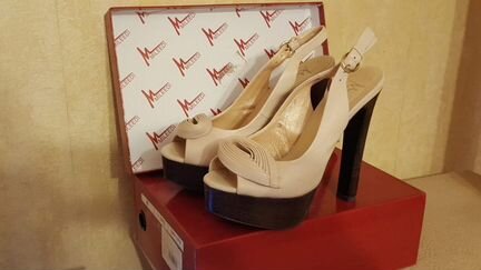 Женские туфли