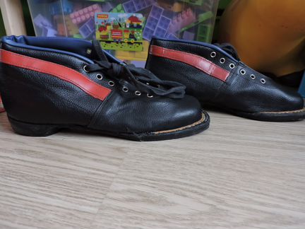 Лыжные ботинки СССР, муж. р.27, жен. р.24