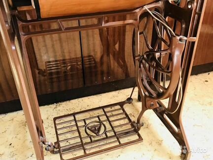 Швейная машина Tikka