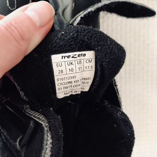 Ботинки зимние детские размер 28