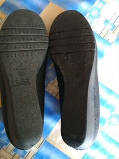 Туфли Moleca отдам за 2 литра сока