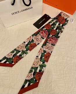 Шарф твилли Dolce Gabbana розы-полосы красный нов