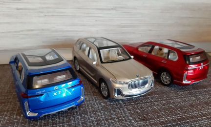 Железные машинки бмв -3шт