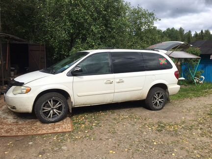 Chrysler Town & Country 3.3 AT, 2005, 197 000 км