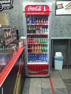 Холодильная витрина шкаф