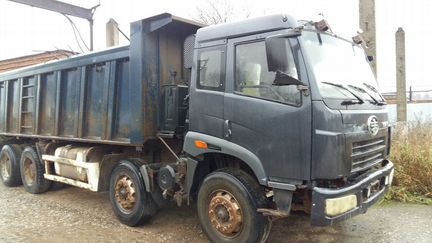 FAW самосвал 2012 г