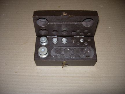 Набор гирек для лабораторных весов