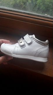 Полуботинки для девочки Shagovita