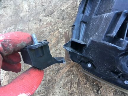 Фара правая Nissan X-Trail T31