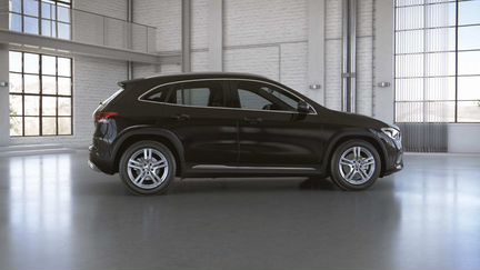 Mercedes-Benz GLA-класс 1.3 AMT, 2020