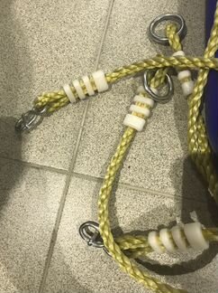 Детские качели уличные